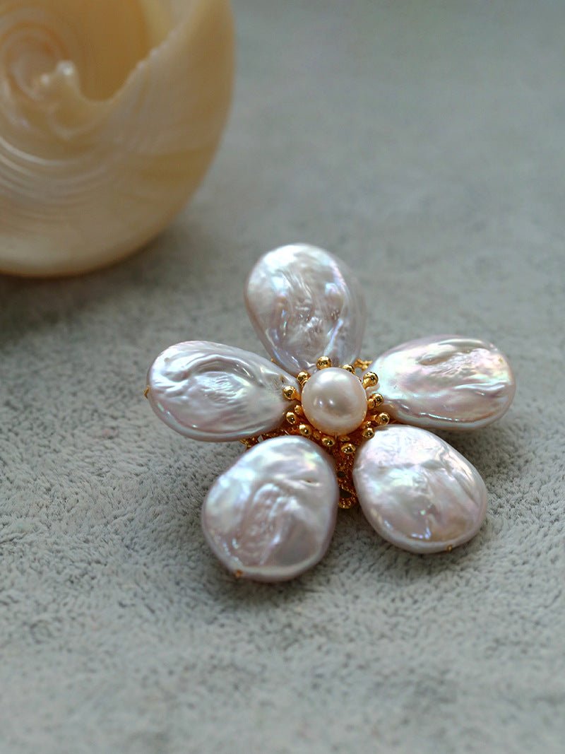 Vintage Freshwater Baroque Pearl Flower Brooch - floysun