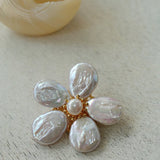 Vintage Freshwater Baroque Pearl Flower Brooch - floysun