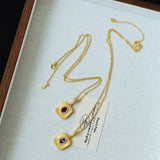 Vintage Gleam Square Pendant Necklace - floysun
