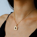 Vintage Gleam Square Pendant Necklace - floysun