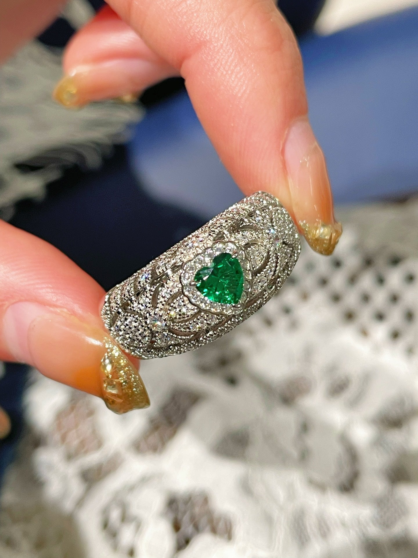 Vintage Heart - Shaped Emerald and Diamond Ring - floysun