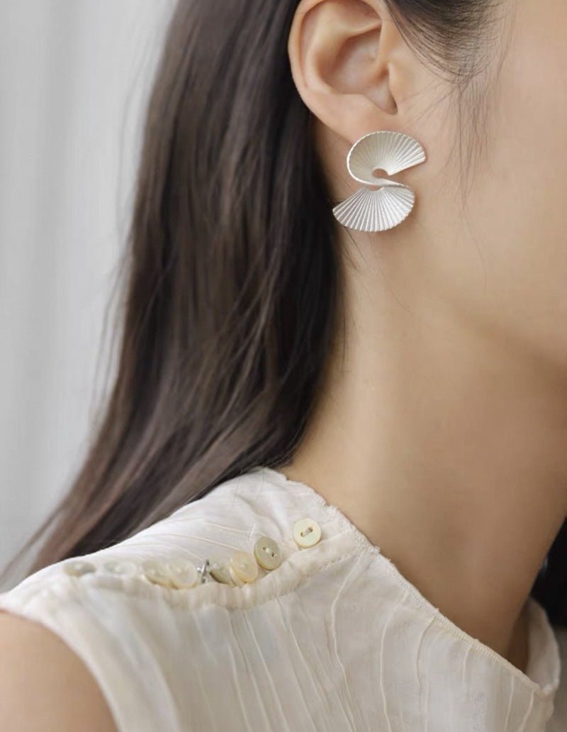 Vintage - Inspired Matte 925 Sterling Silver Folded Paper Fan Earrings - floysun