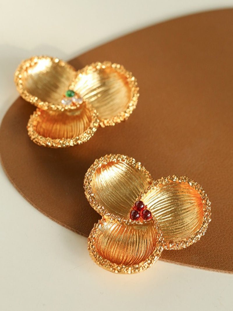 Vintage Palace Three - petal Flower Brooch - floysun