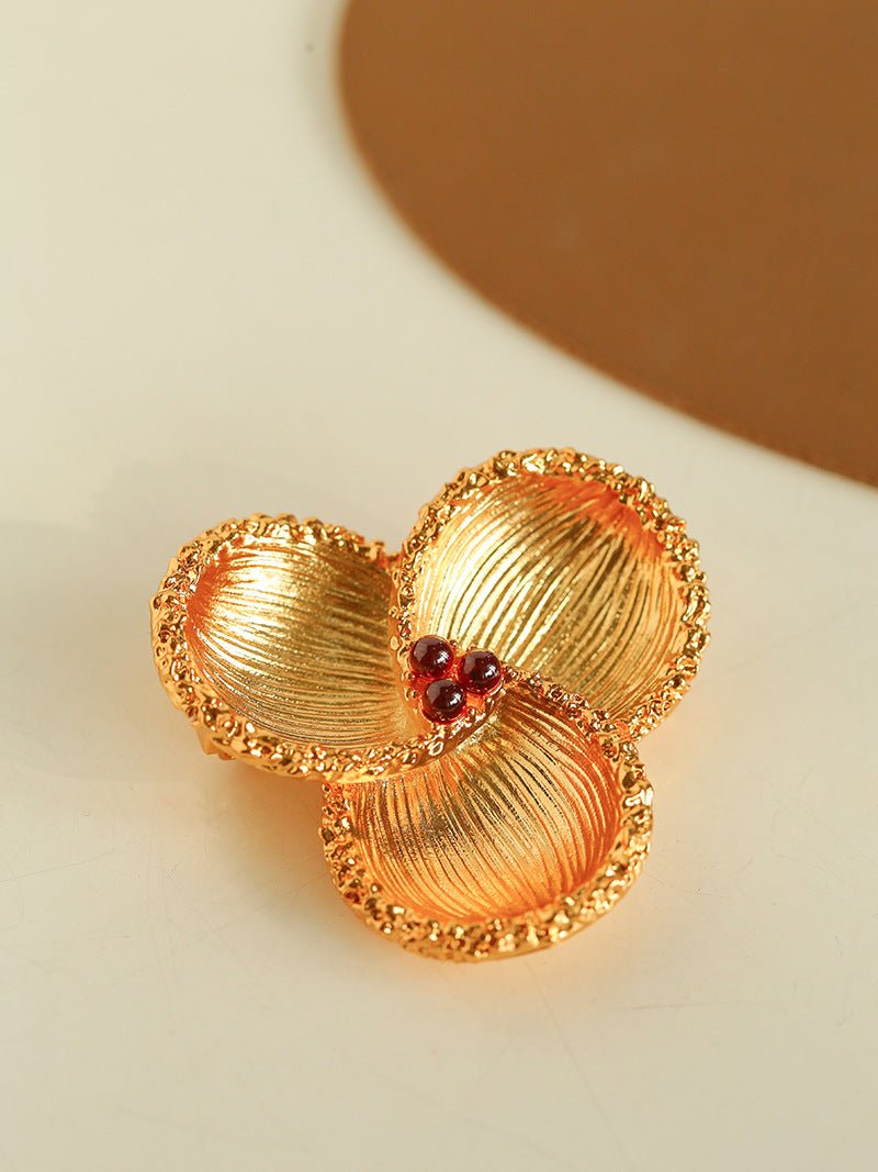 Vintage Palace Three - petal Flower Brooch - floysun