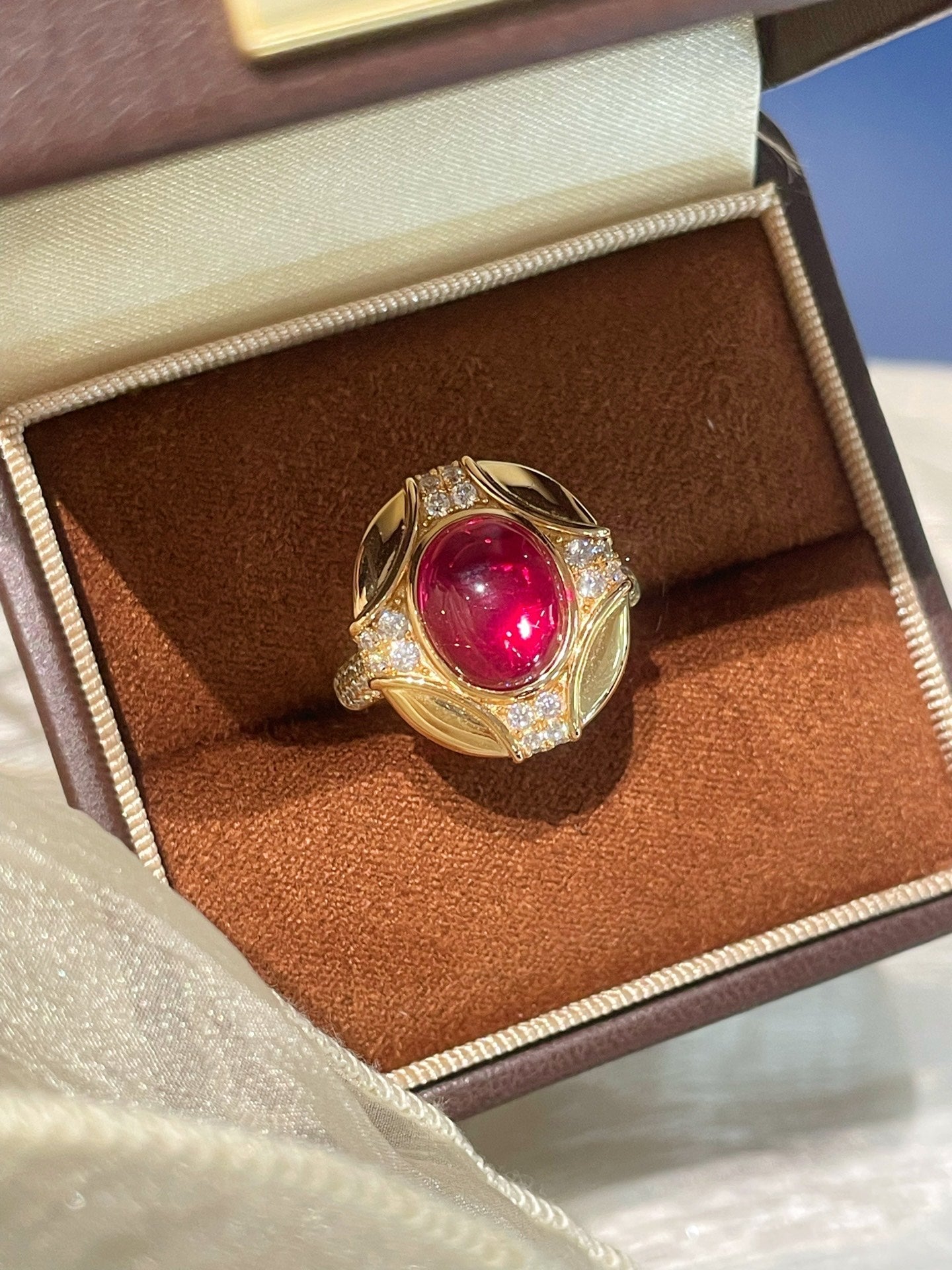 Vintage Ruby Cabochon Ring - floysun