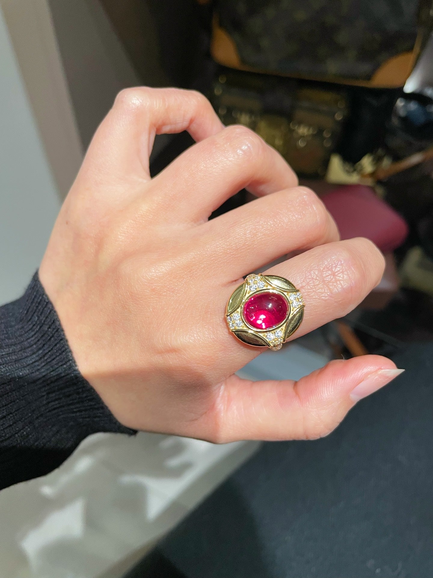 Vintage Ruby Cabochon Ring - floysun