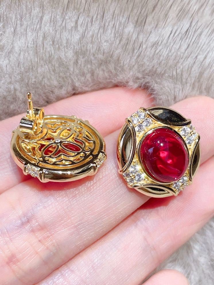 Vintage Ruby Royale Set – Stud Earrings - floysun