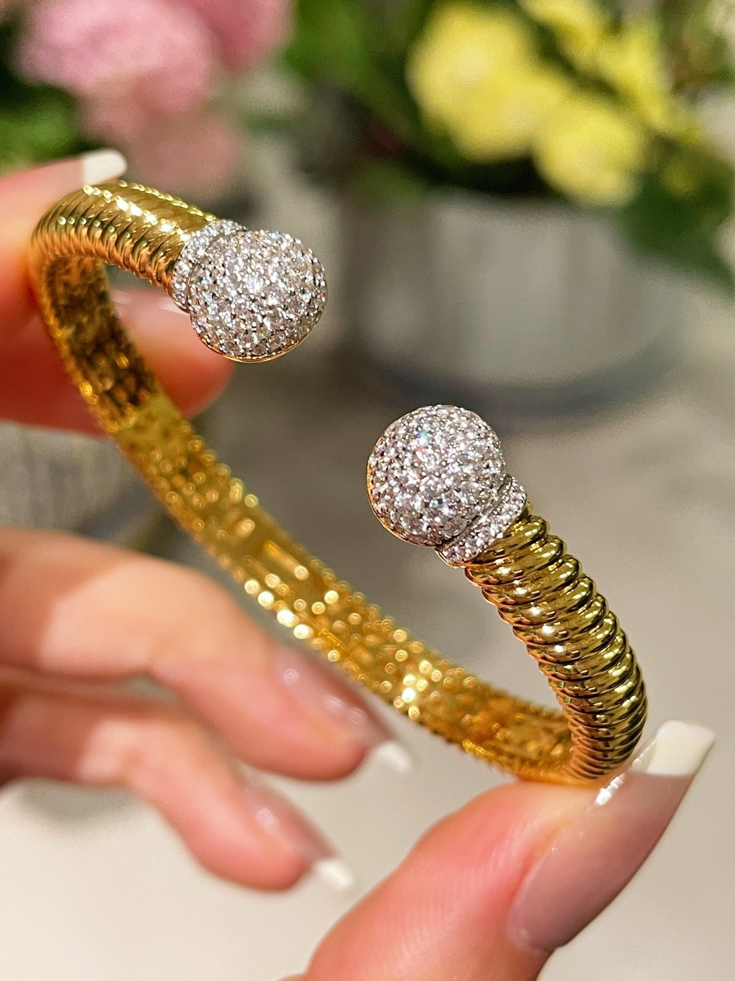 Vintage Spiral Pavé Open Bangle - floysun