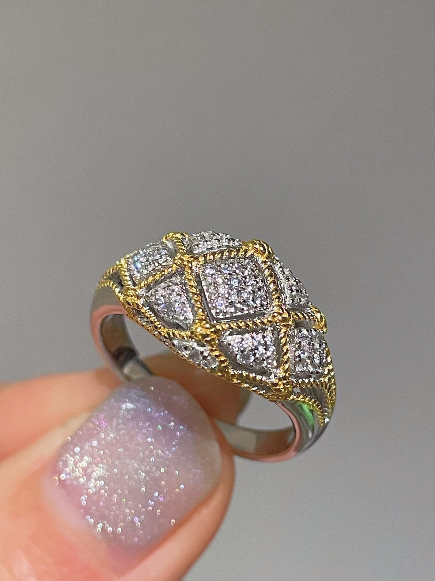 Vintage Split - Tone Hollow Diamond Lattice Ring - floysun