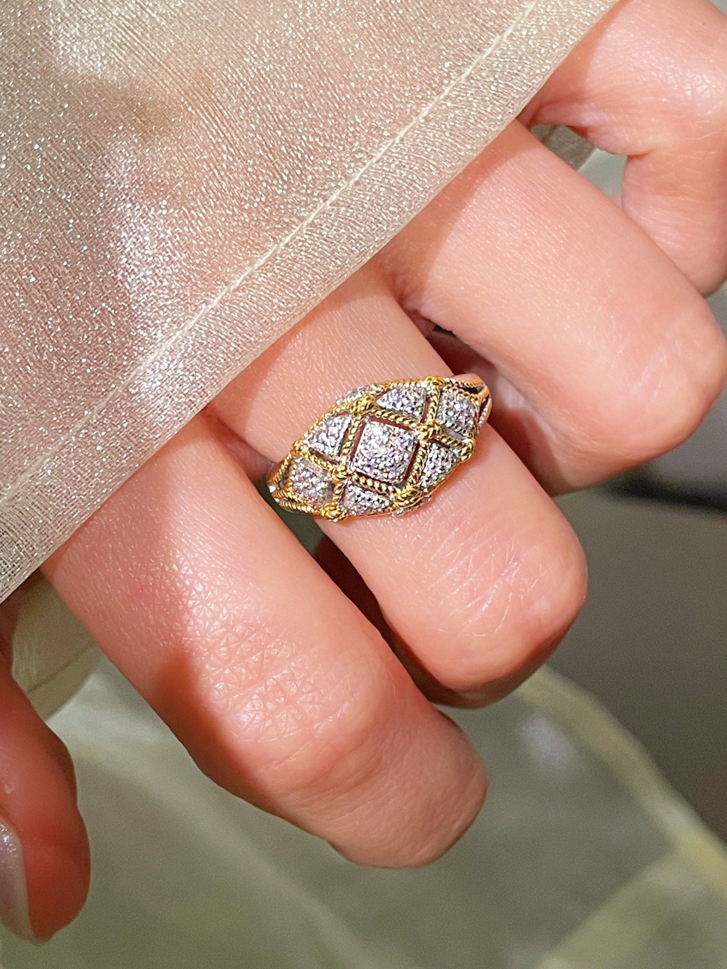 Vintage Split - Tone Hollow Diamond Lattice Ring - floysun