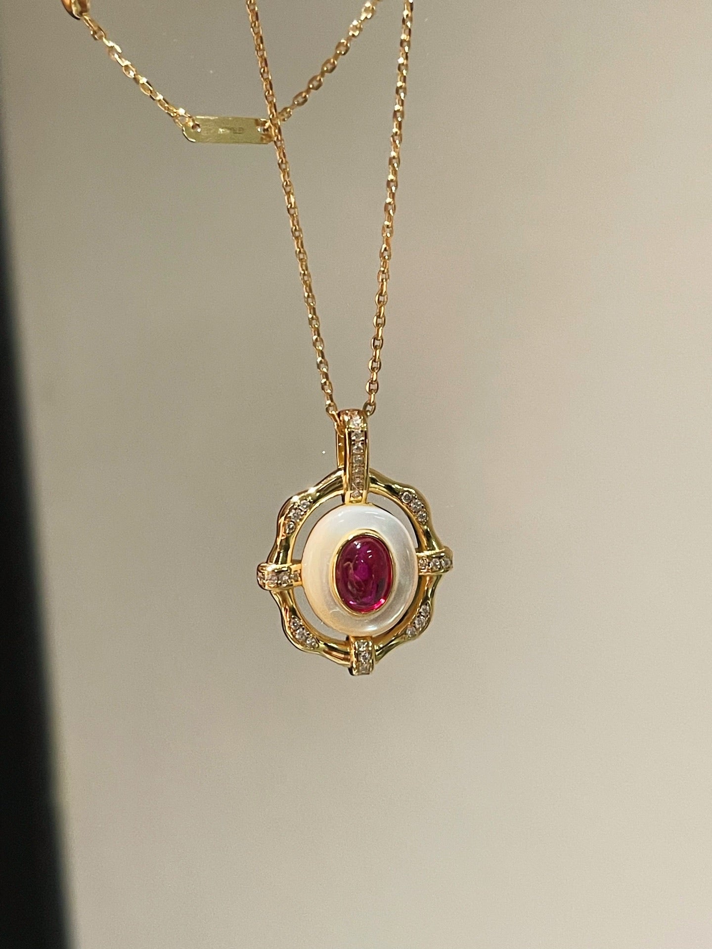 Vintage White Mother - of - Pearl & Ruby Necklace - floysun