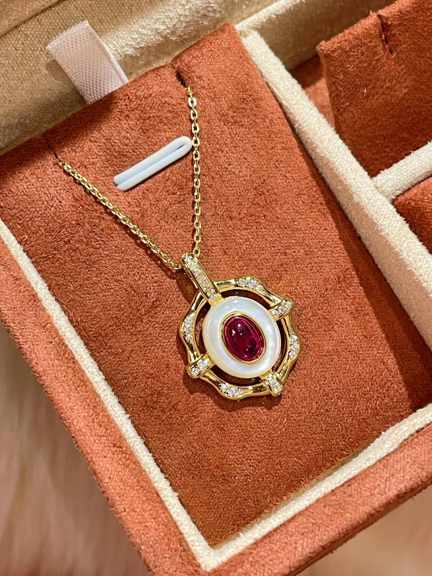 Vintage White Mother - of - Pearl & Ruby Necklace - floysun