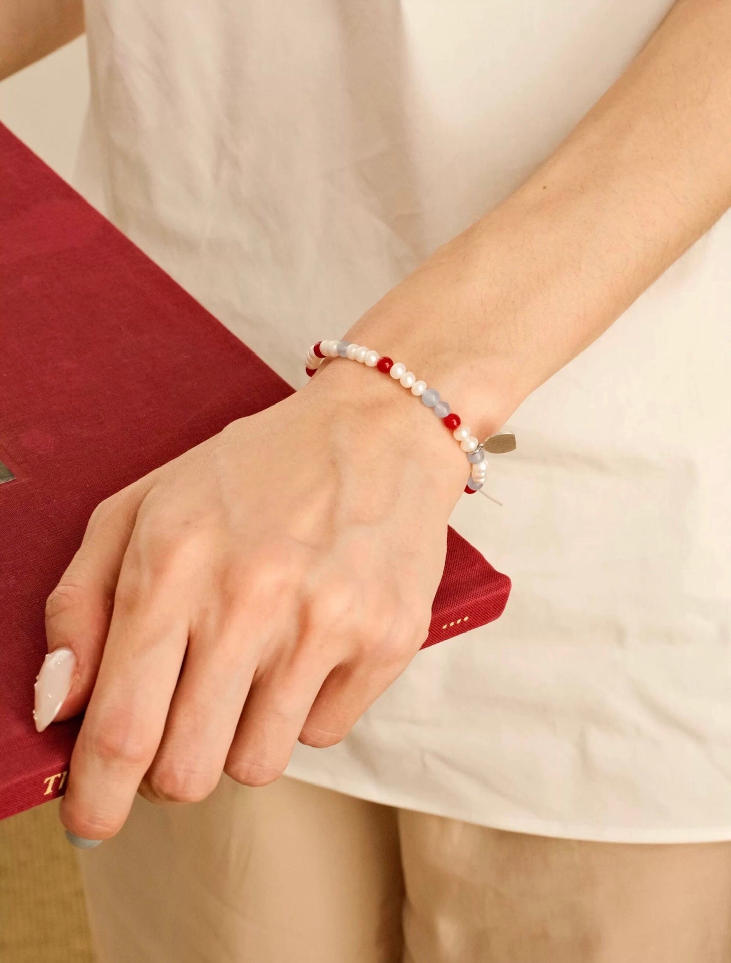 Waltz in Color Red & Blue Agate Pearl Bracelet - floysun