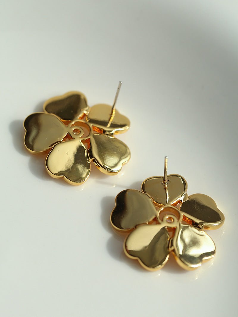 White Mother - of - Pearl Heart Blossom Stud Earrings - floysun
