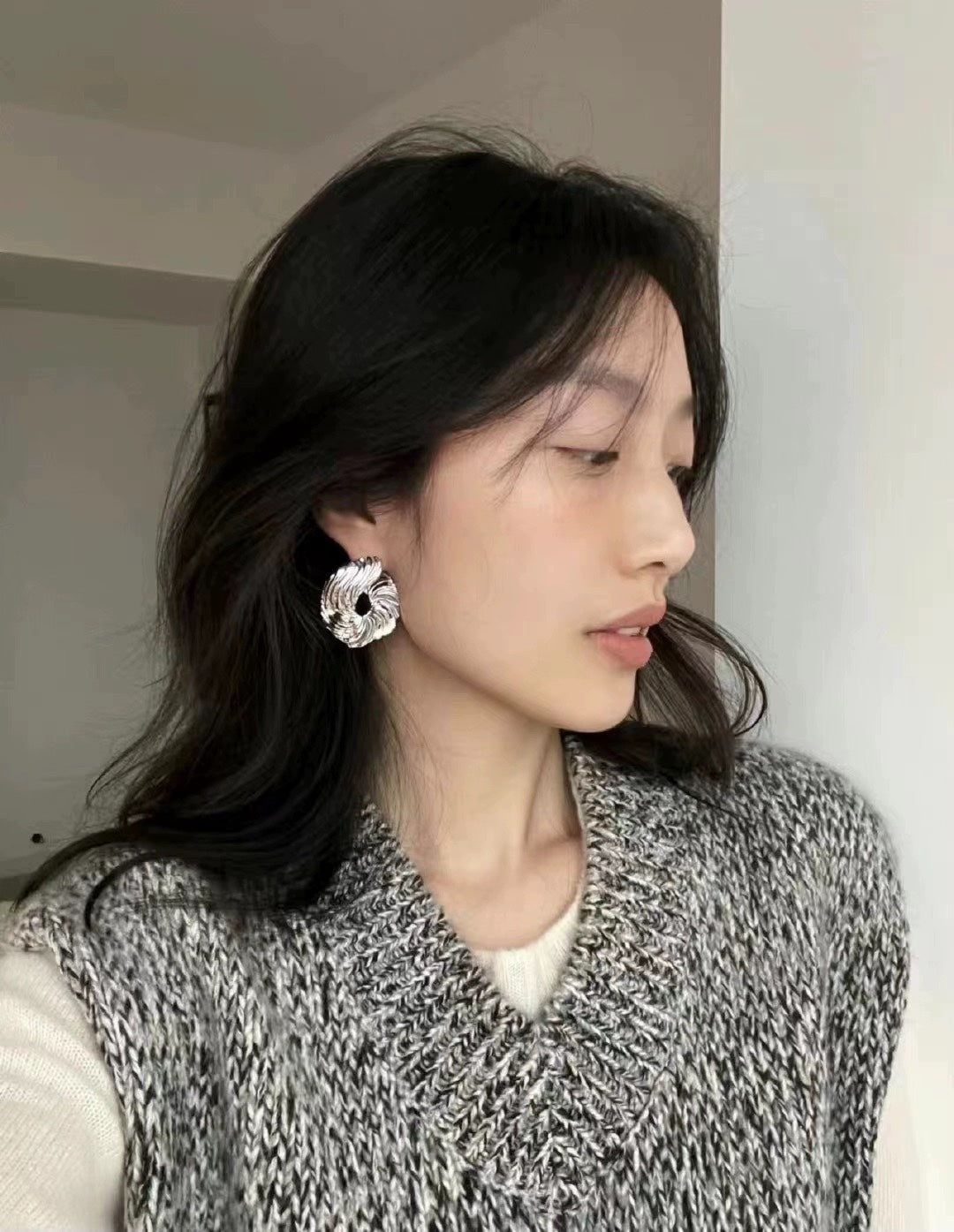 Abstract Wave Texture Statement Earrings - floysun