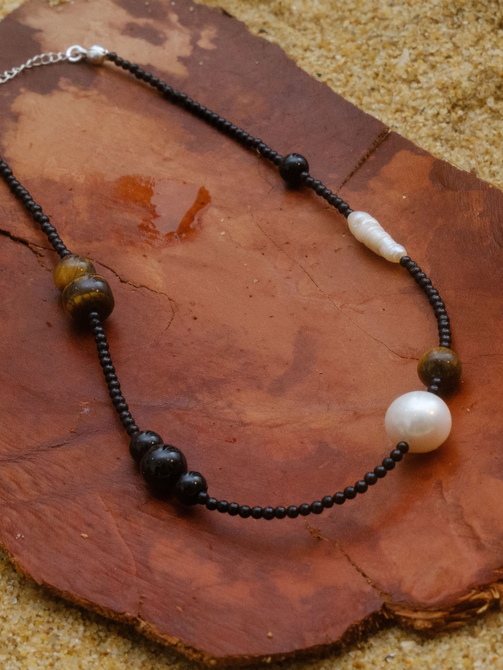 Contrasting Aesthetics Black Onyx Tiger Eye Stone Necklace - floysun