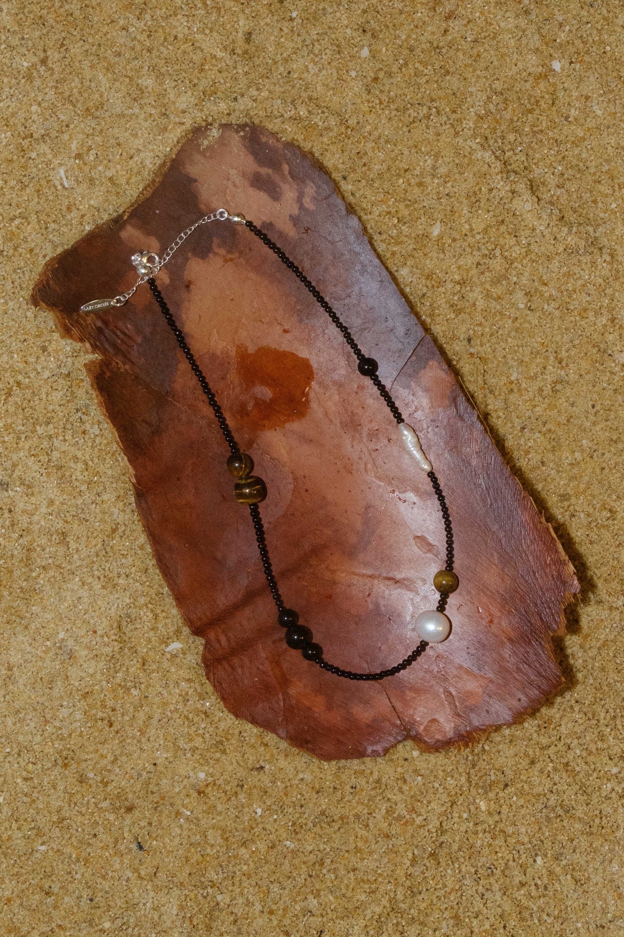 Contrasting Aesthetics Black Onyx Tiger Eye Stone Necklace - floysun