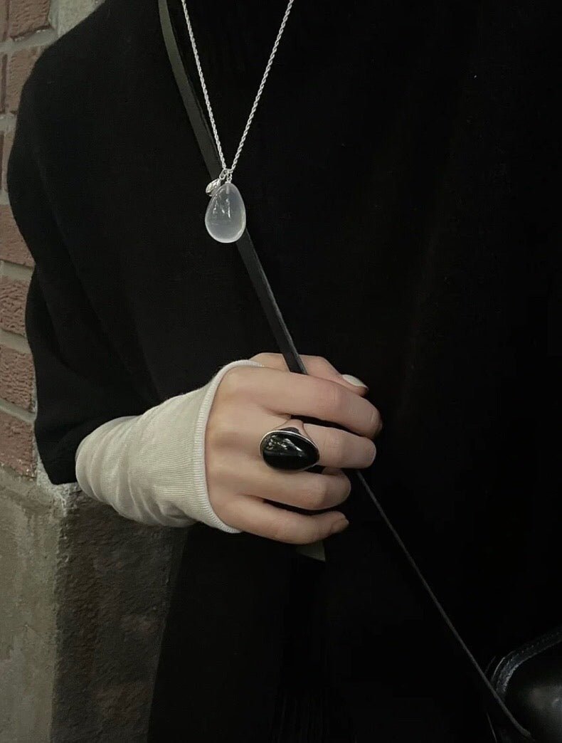 Natural Stone Egg Pendant Necklace - floysun