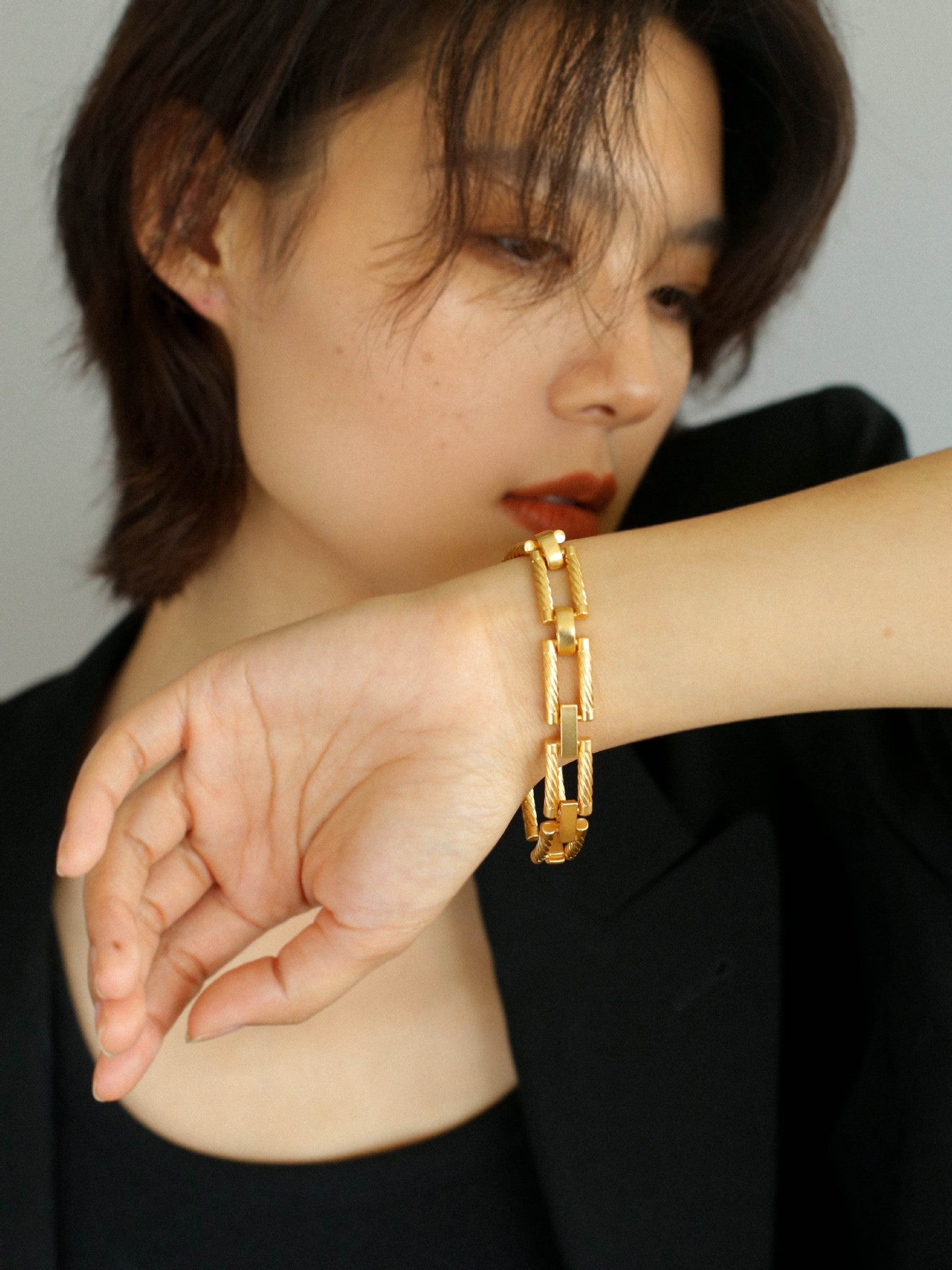 Retro Frosted Gold Square Chain Bracelet - floysun