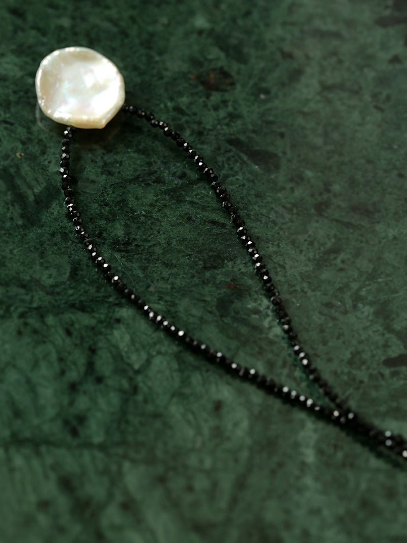 Single Large Petal Baroque Pearl Black Spinel Necklace - floysun