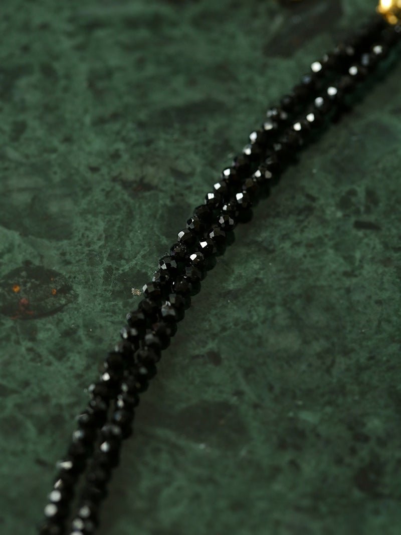 Single Large Petal Baroque Pearl Black Spinel Necklace - floysun
