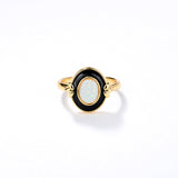 Anello Vintage Elegante con Smalto e Opale
