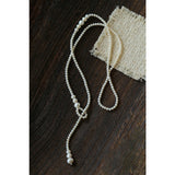 Collier lariat Y en perles d’eau douce Lumina