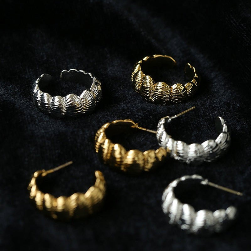 3D Sculpted Seashell Texture C-Hoop Earrings - floysun