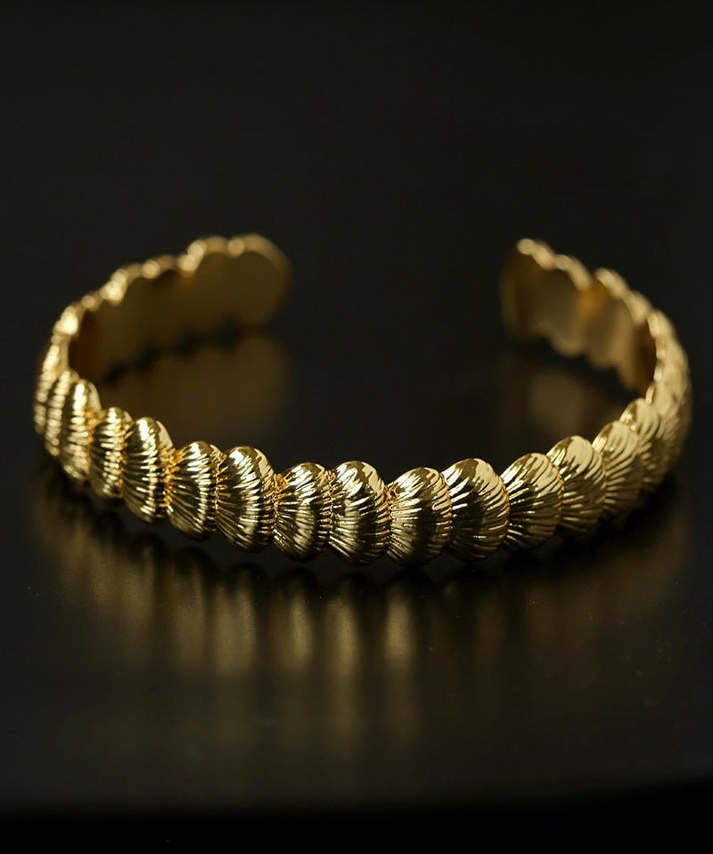 3D Sculpted Seashell Texture Open Cuff Bangle - floysun