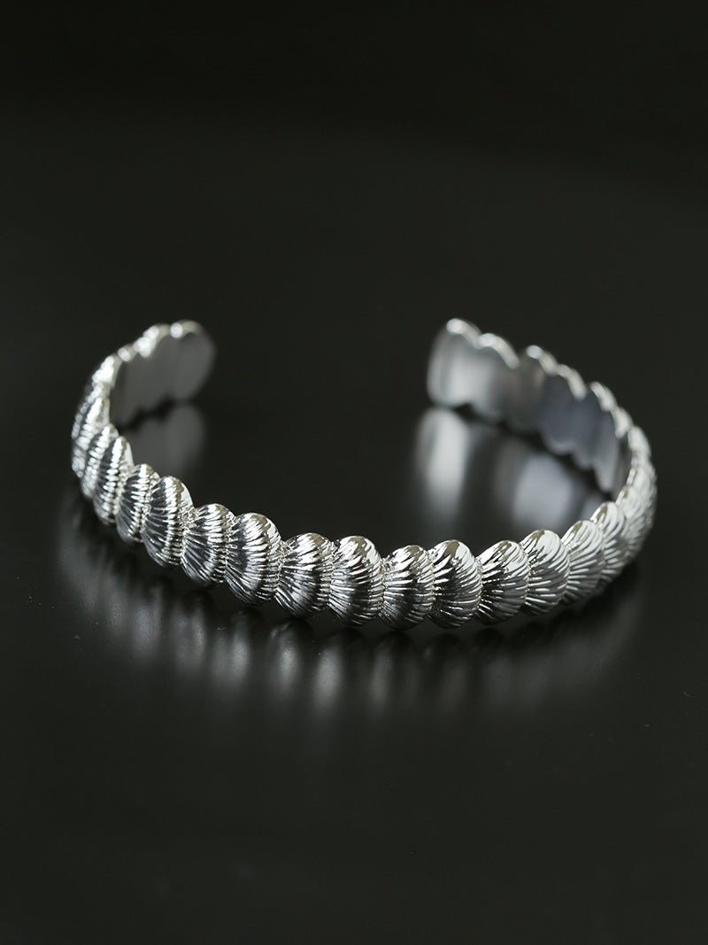 3D Sculpted Seashell Texture Open Cuff Bangle - floysun