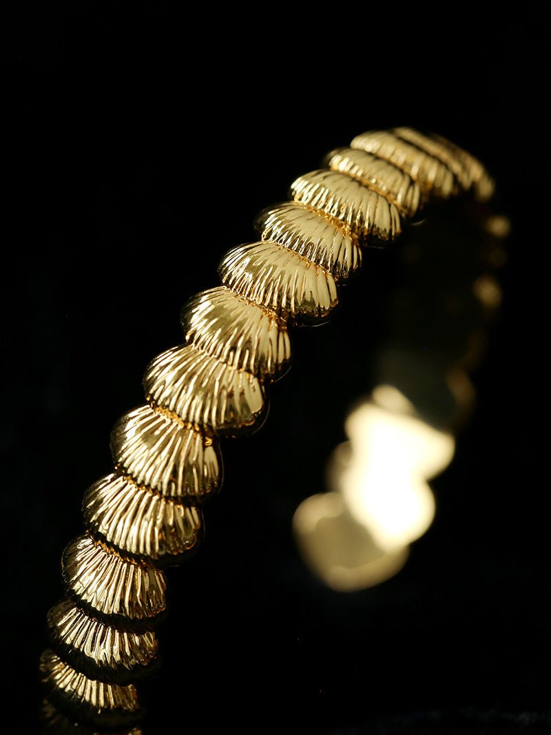 3D Sculpted Seashell Texture Open Cuff Bangle - floysun