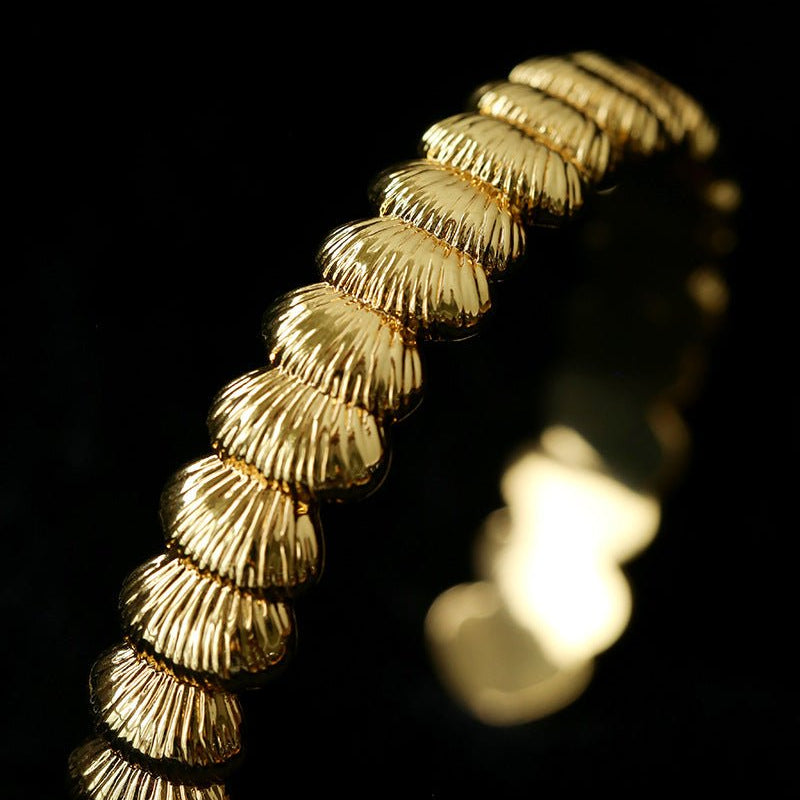 3D Sculpted Seashell Texture Open Cuff Bangle - floysun