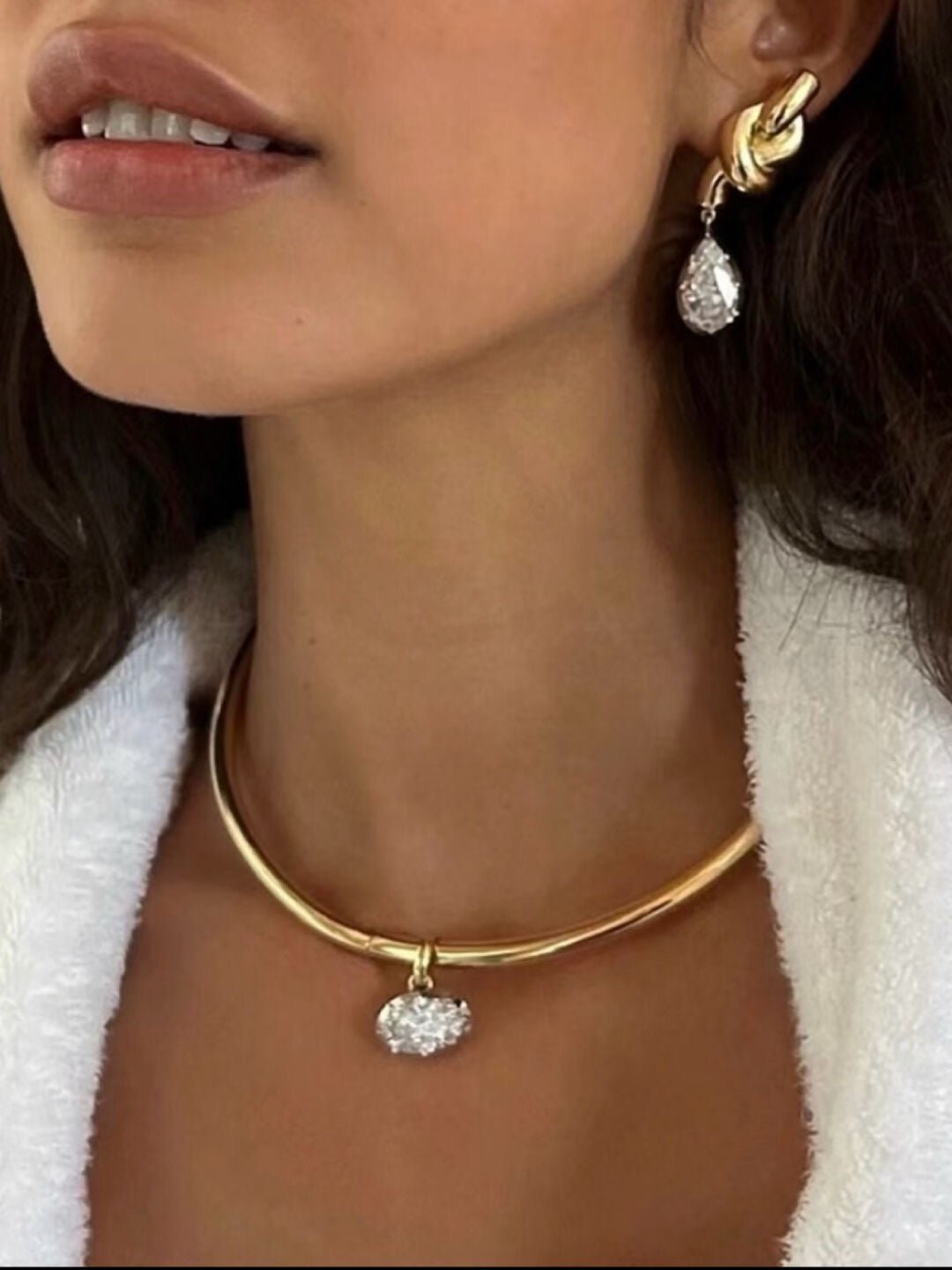 8ct Oversized Oval Solitaire Pendant - floysun