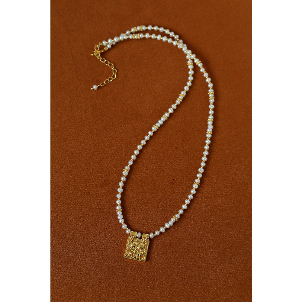 Pearl square pendant necklace with extension chain