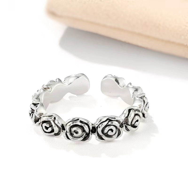 Sculpted Rose Garland Adjustable Ring - detail view | Floysun