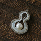 Vintage Elegant Natural Pearl Gourd Flower Brooch