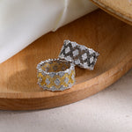 Two-Tone Clover Pavé Lace Band Ring - scale view | Floysun