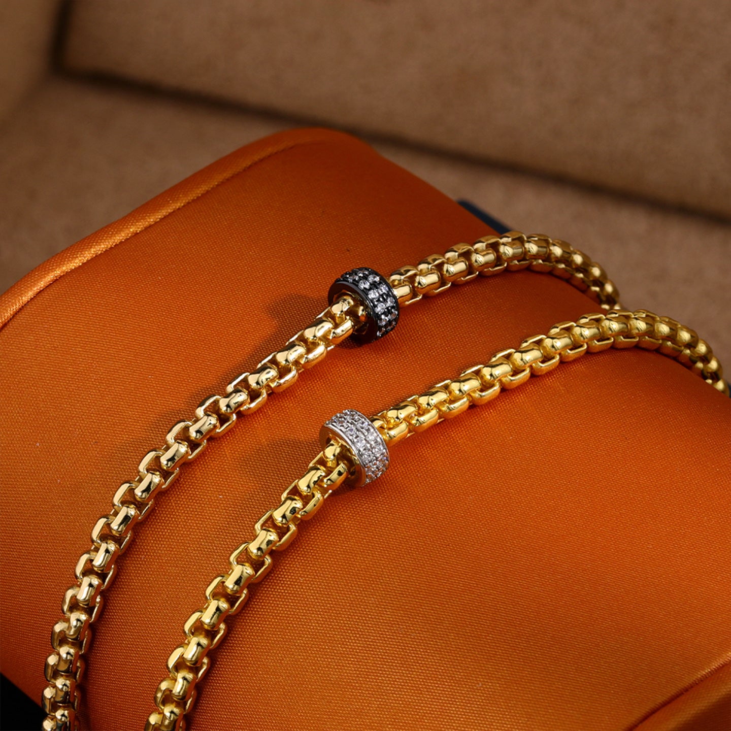Cubic Zirconia Pavé Barrel Link Bracelet - front product view | Floysun