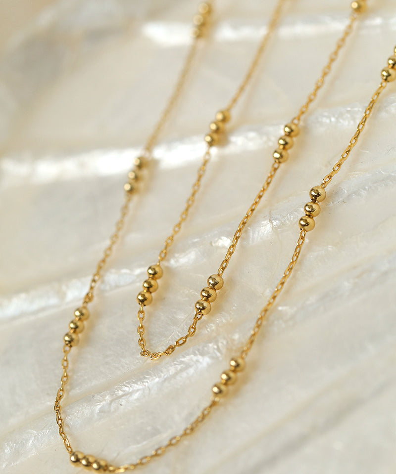 Effervescent Elegance: Singular Beaded Chain Necklace