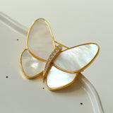 Broche Papillon Élégante en Nacre Blanche