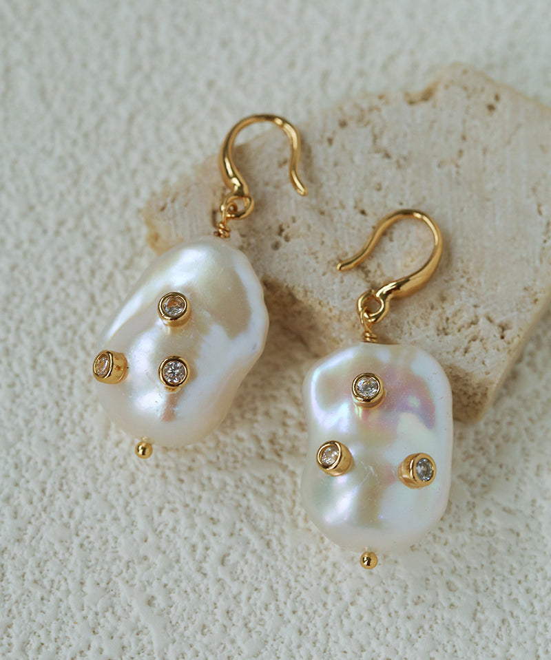 Minimal Elegant Inlaid Cubic Zirconia Baroque Freshwater Pearl Hook Earrings