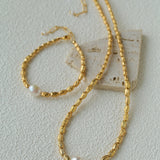 Single Freshwater Pearl Lava Texture Gold Collarbone Necklace