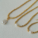 Single Freshwater Pearl Lava Texture Gold Collarbone Necklace