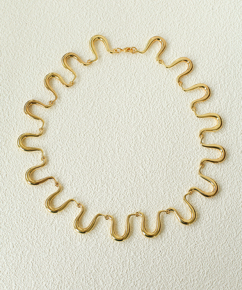 Flowing Wavy Lines U-Shaped Metal Layering Necklace