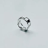 Geometric Link Openwork Band Ring - side view 2 | Floysun