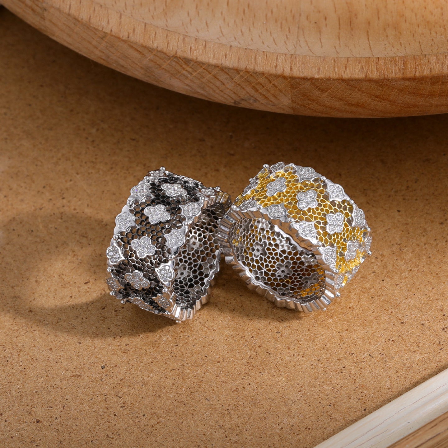 Two-Tone Clover Pavé Lace Band Ring - front product view | Floysun