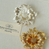 French Vintage Sculpted Daisy Brooch