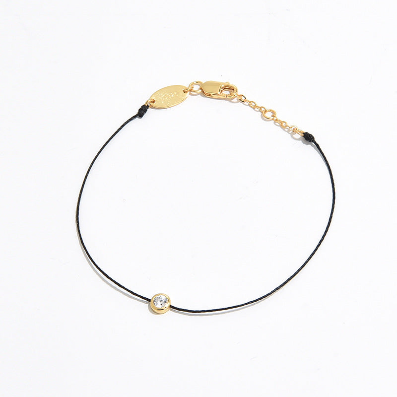 Minimalist Red String Single-Cubic Zirconia Bracelet