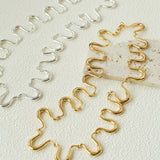 Flowing Wavy Lines U-Shaped Metal Layering Necklace