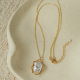 Hollow Lace Frame Baroque Pearl Pendant Necklace - Gold